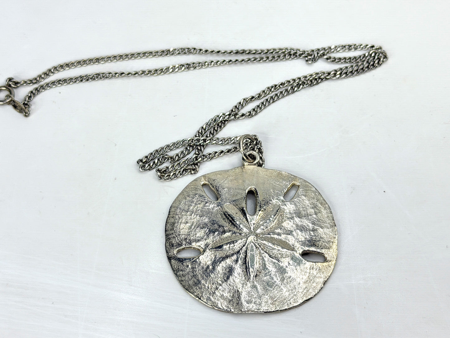 Retired James Avery Sterling Silver 1.75" Large Sand Dollar SS Necklace JR1984