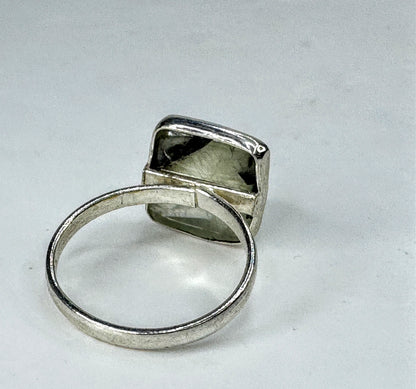 Handmade Green Tourmaline gemstone Sterling Silver Ring Size 7.5  3g s7.5 JR2091