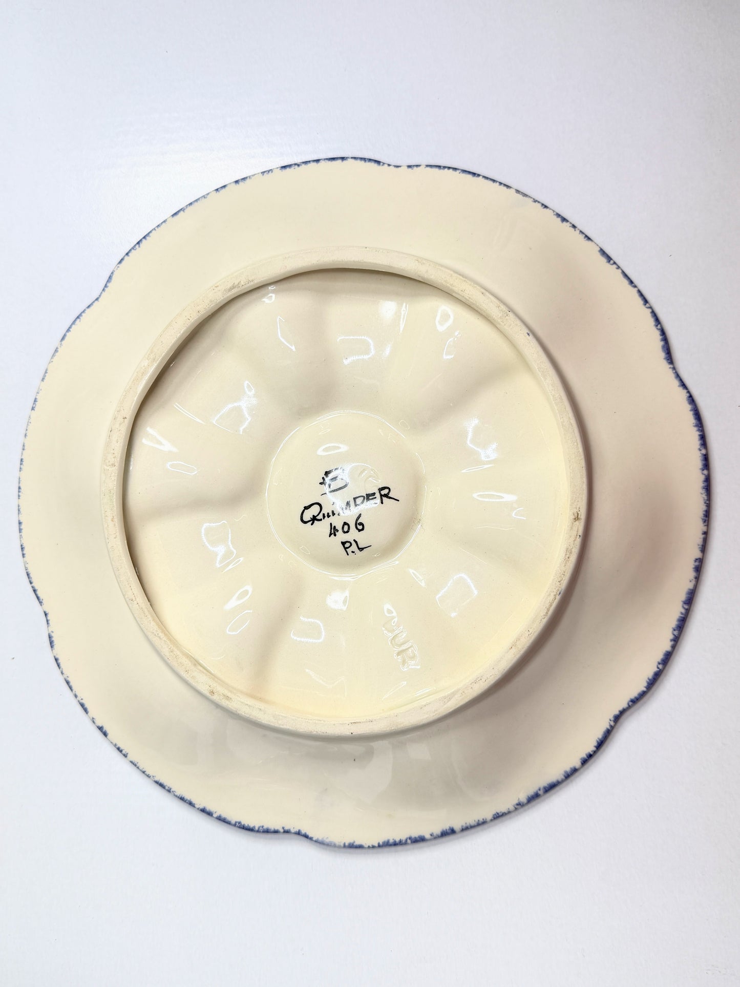 Mid Century French Quimper Oyster Plate 9” Hand Decorated Floral Faience A755