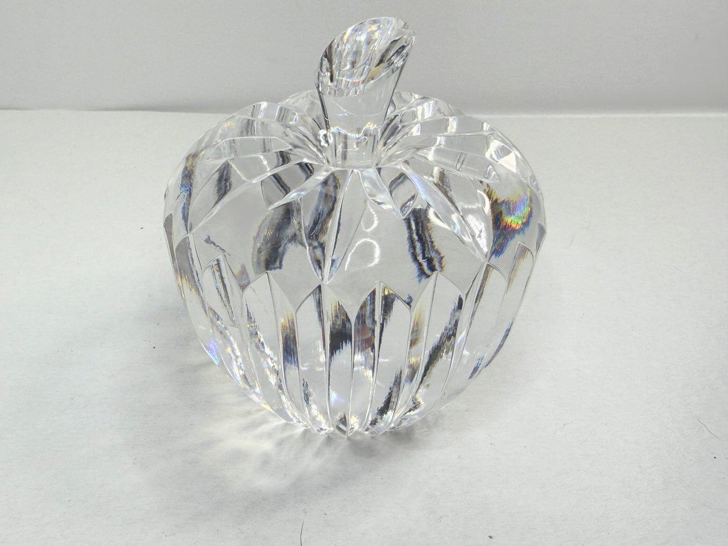Signed Waterford Crystal APPLE Paperweight, Sculpture, Figurine - The Big Apple S256