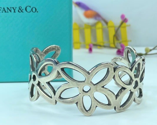 James Avery Retired Sterling Sliver 28mm Daisy Flower Wide Cuff 7" 43.8g JR717