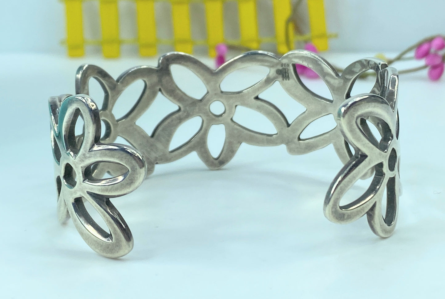 James Avery Retired Sterling Sliver 28mm Daisy Flower Wide Cuff 7" 43.8g JR717