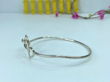 Tiffany & Co. 18k sterling silver Triple Heart eye hook bangle 7.0" JR708