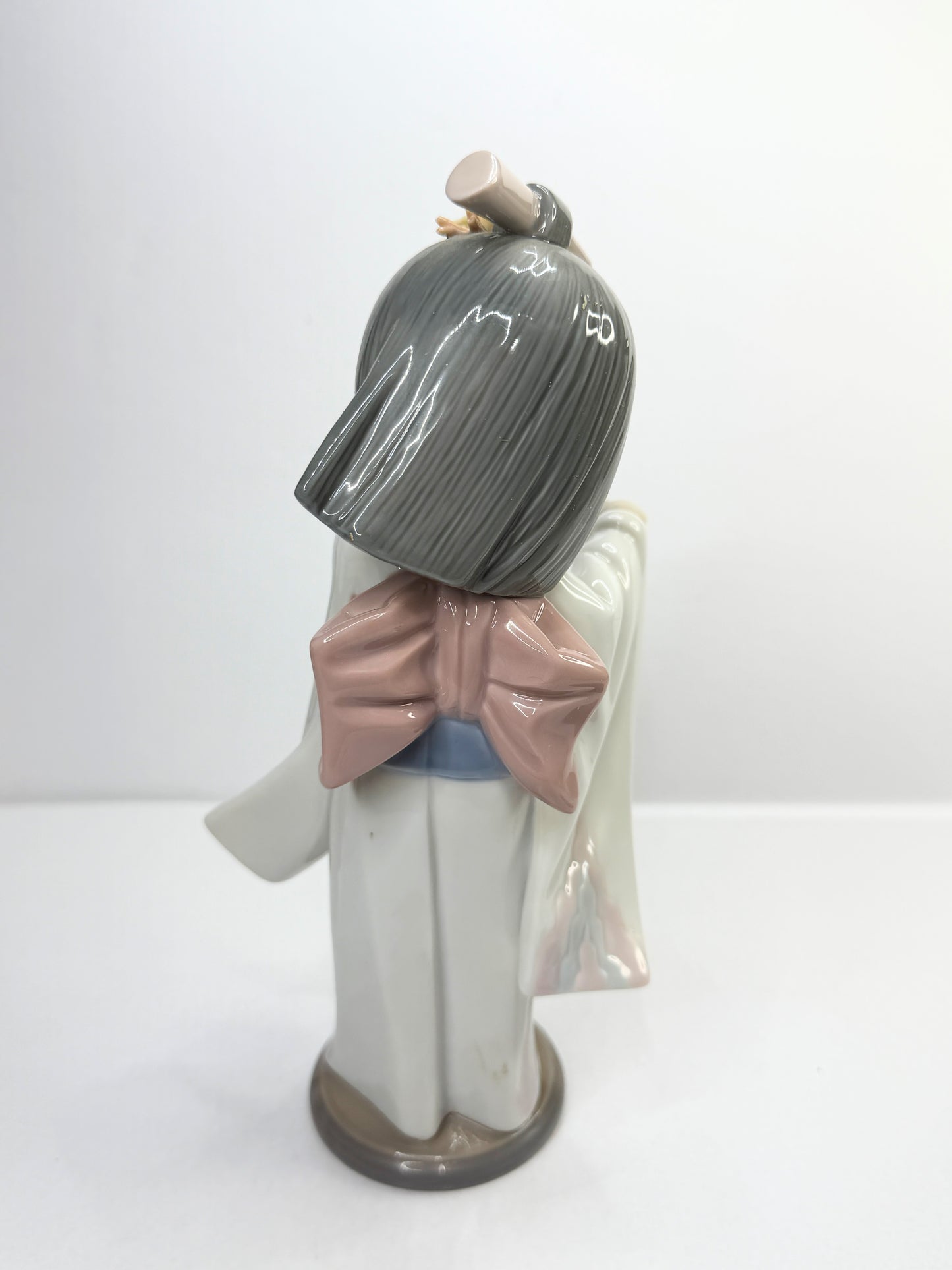 Lladro 6150 Japanese Girl Playing Flute Porcelain Figurine 7.5" Rare A771
