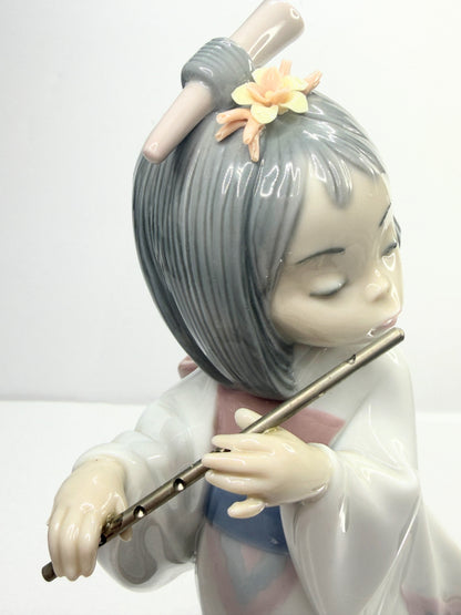 Lladro 6150 Japanese Girl Playing Flute Porcelain Figurine 7.5" Rare A771