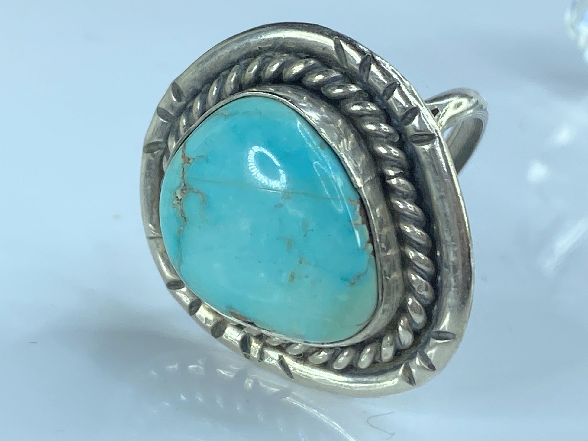 SouthWestern old pawn Blue turquoise rope accent ring