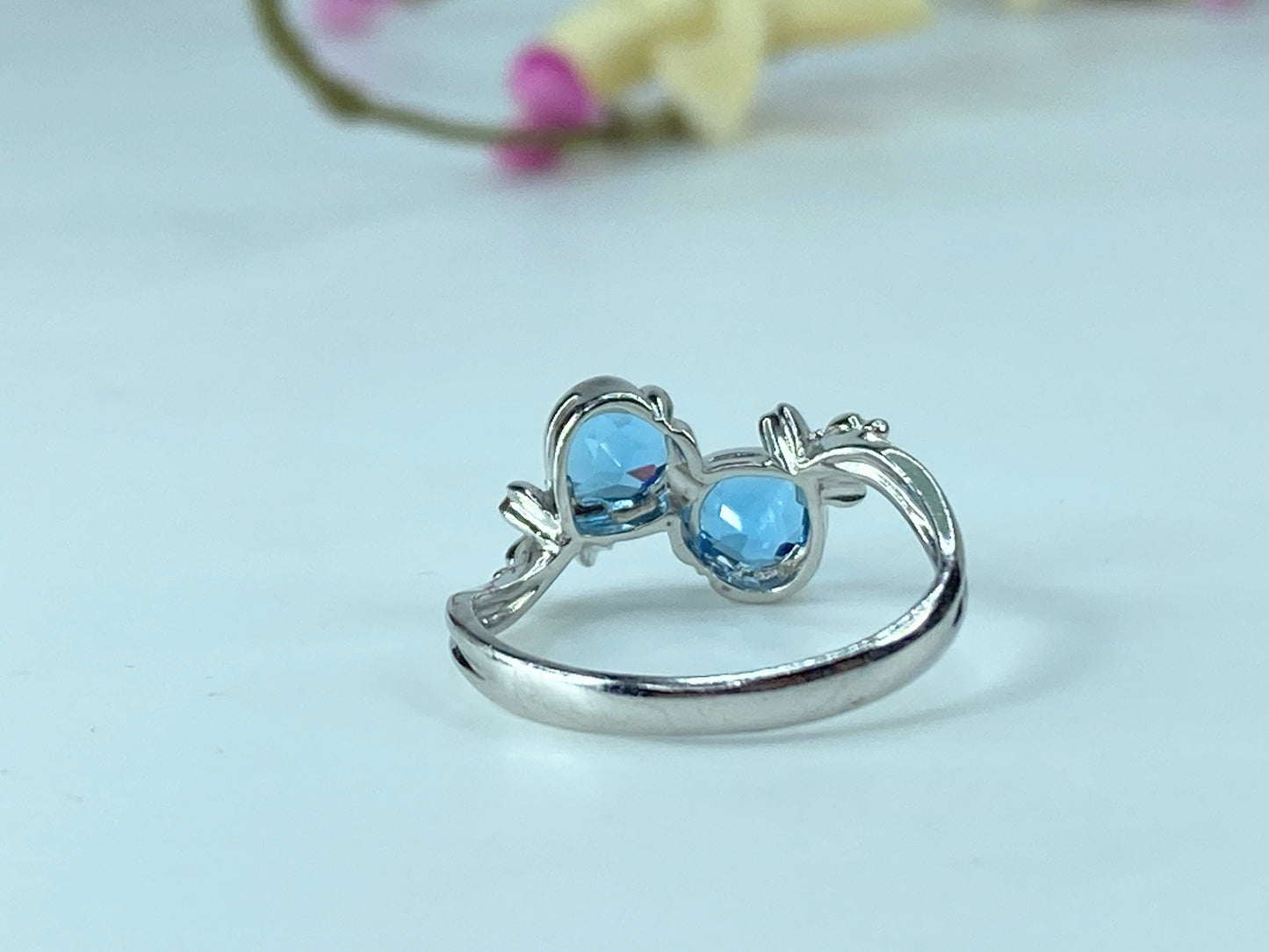 Platinum Heart shaped Blue Topaz foliage floral ring 3.6g s7 JR97