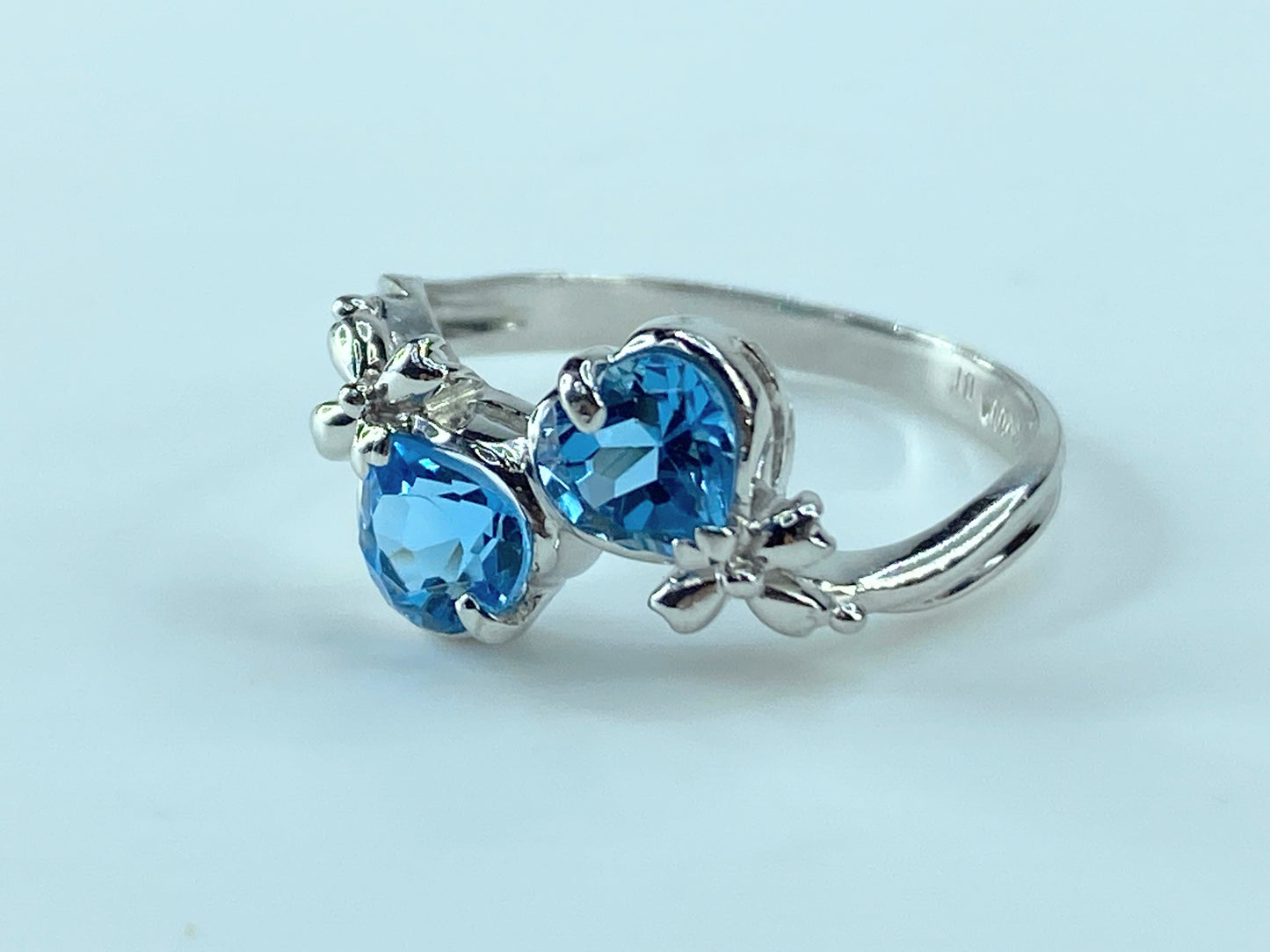 Platinum Heart shaped Blue Topaz foliage floral ring 3.6g s7 JR97