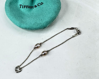 Tiffany & Co Elsa Peretti Open Heart Pink Pearl Bracelet Sterling Silver JR2006