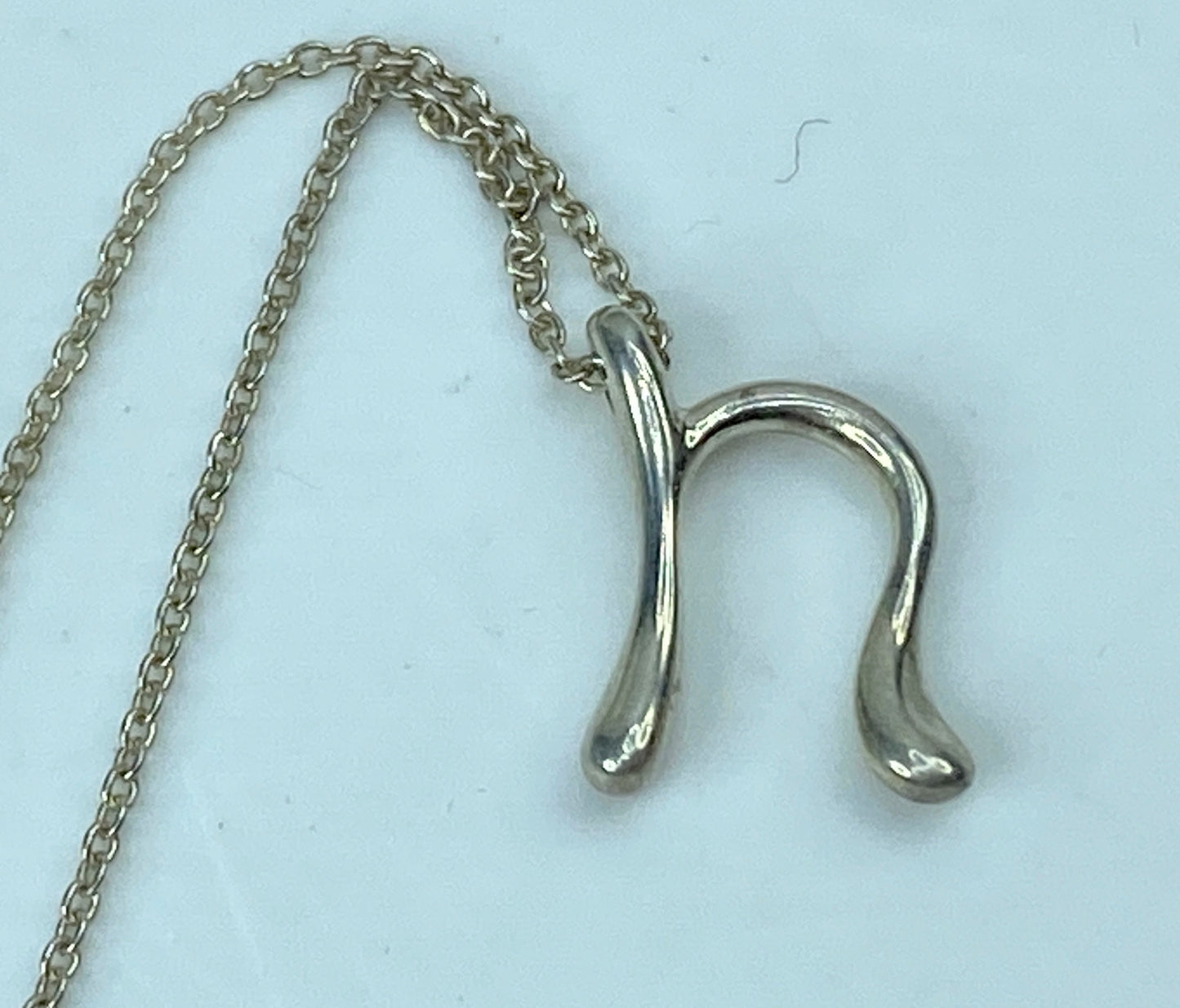 Tiffany & Co. Elsa Peretti Letter "n" sterling silver necklace 16" JR723