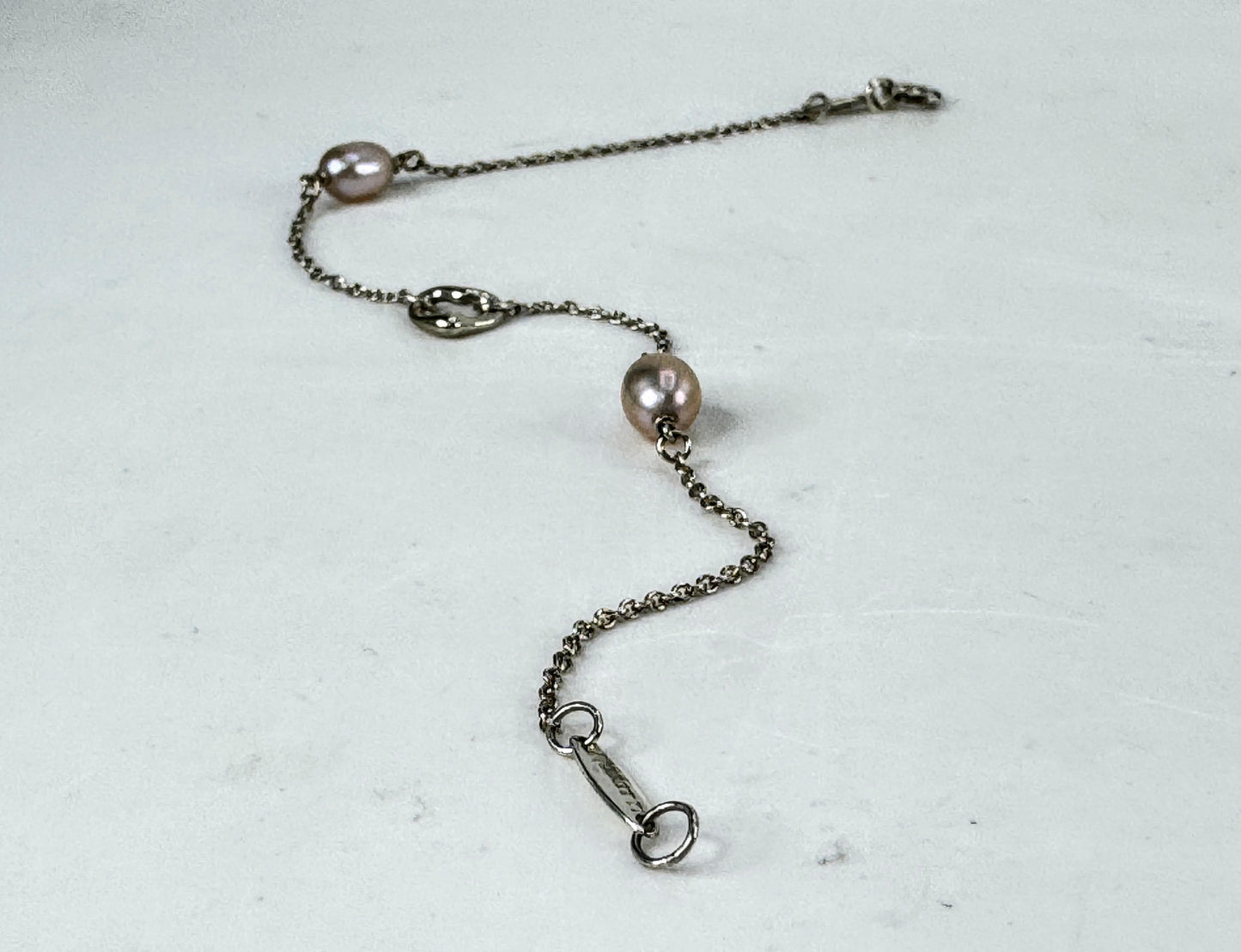 Tiffany & Co Elsa Peretti Open Heart Pink Pearl Bracelet Sterling Silver JR2006
