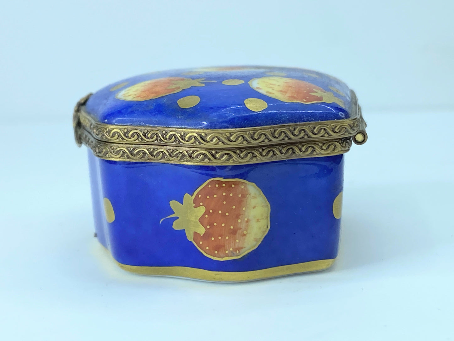 LIMOGES Gilt Porcelain Strawberry Pill Box France A26