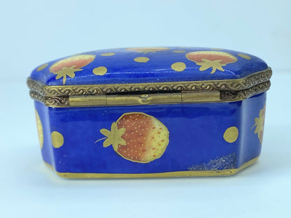 LIMOGES Gilt Porcelain Strawberry Pill Box France A26