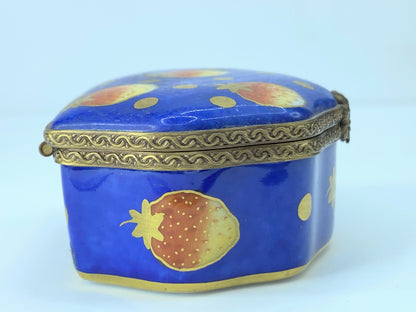 LIMOGES Gilt Porcelain Strawberry Pill Box France A26