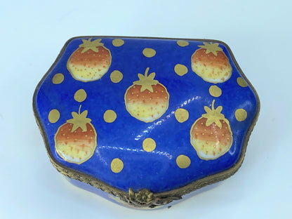 LIMOGES Gilt Porcelain Strawberry Pill Box France A26