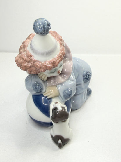 Lladró Pierrot with Puppy Figurine Model 5278 Spain 1985–2007 A774
