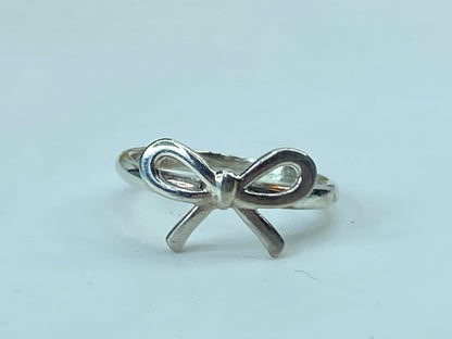 Tiffany & Co. Sterling Silver 925 Pretty Bow Ring size 7 JR725