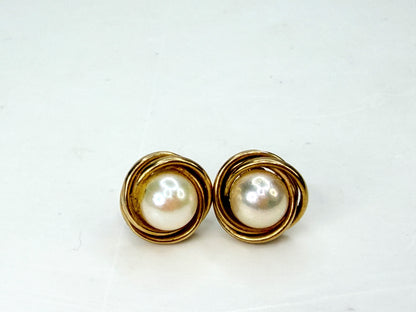 Vintage 14K Gold Pearl Nest Swirl Stud Earrings 7mm Pearl 11mm JR1939