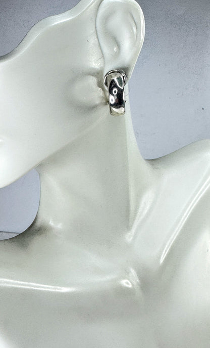 Vintage Tiffany & Co. Sterling Silver Small Hoop Omega Back Earrings 7.4g JR2010