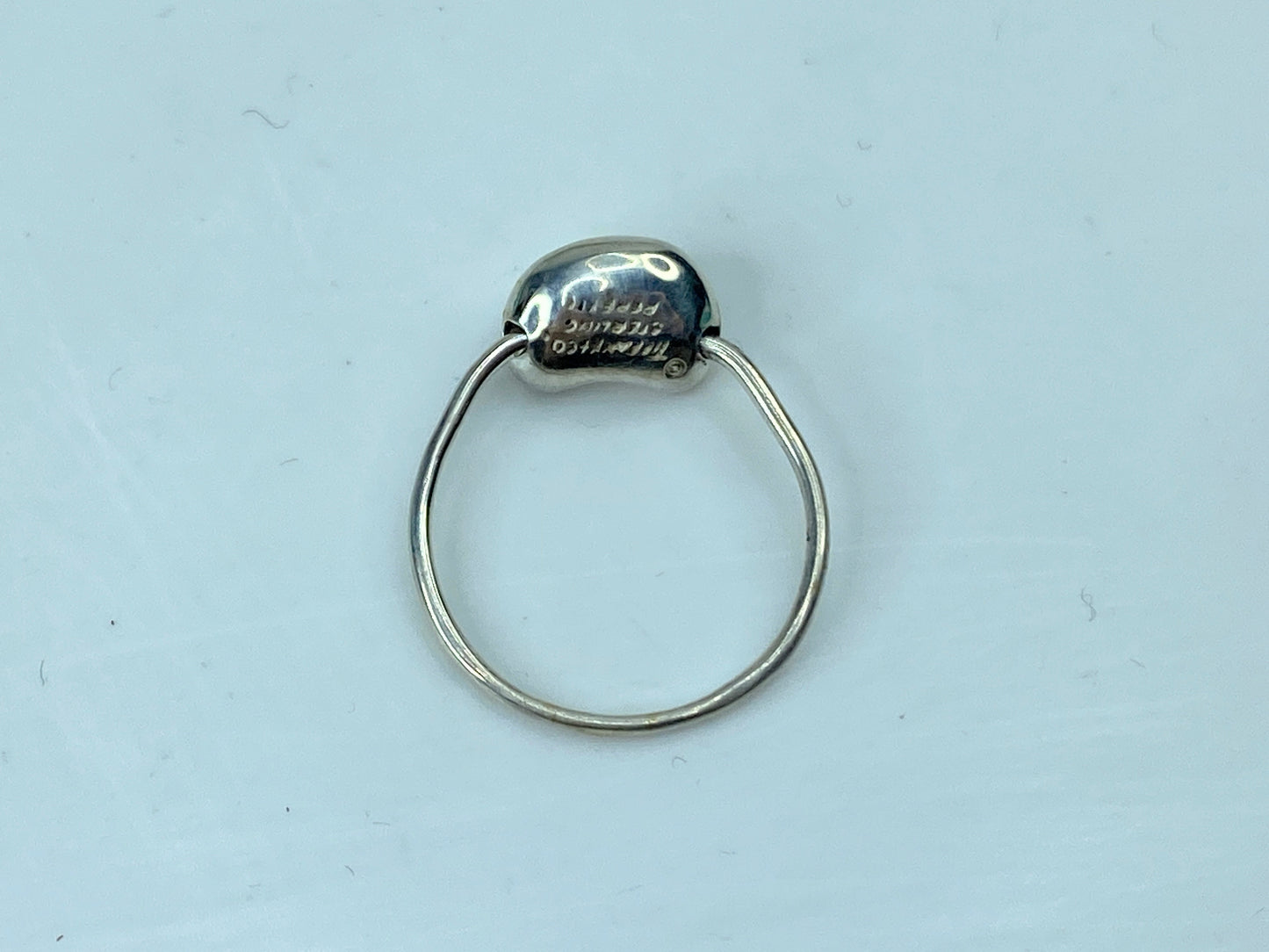Beautiful Tiffany & Co. Elsa Peretti Rotating Bean Ring in Sterling Silver JR727