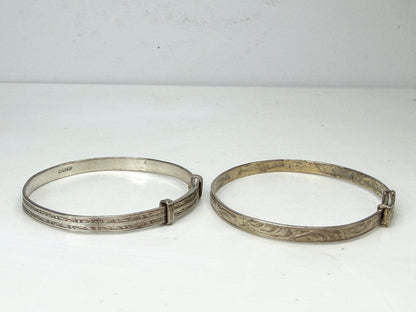Vintage British Silver Adjustable Engraved Bangle Bracelets Pair 12.7g JR1943
