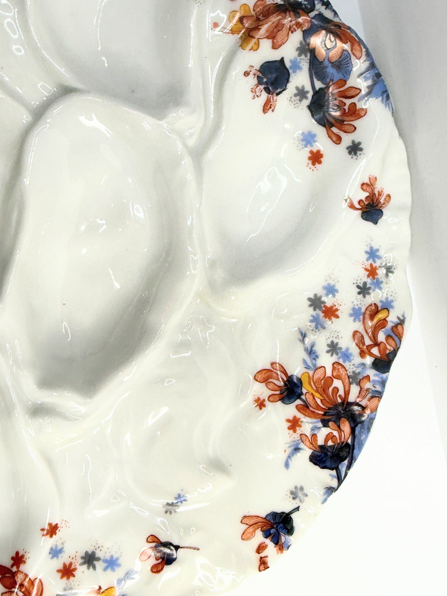 Haviland & Co. Limoges oyster plate hand-painted floral scalloped rim A757