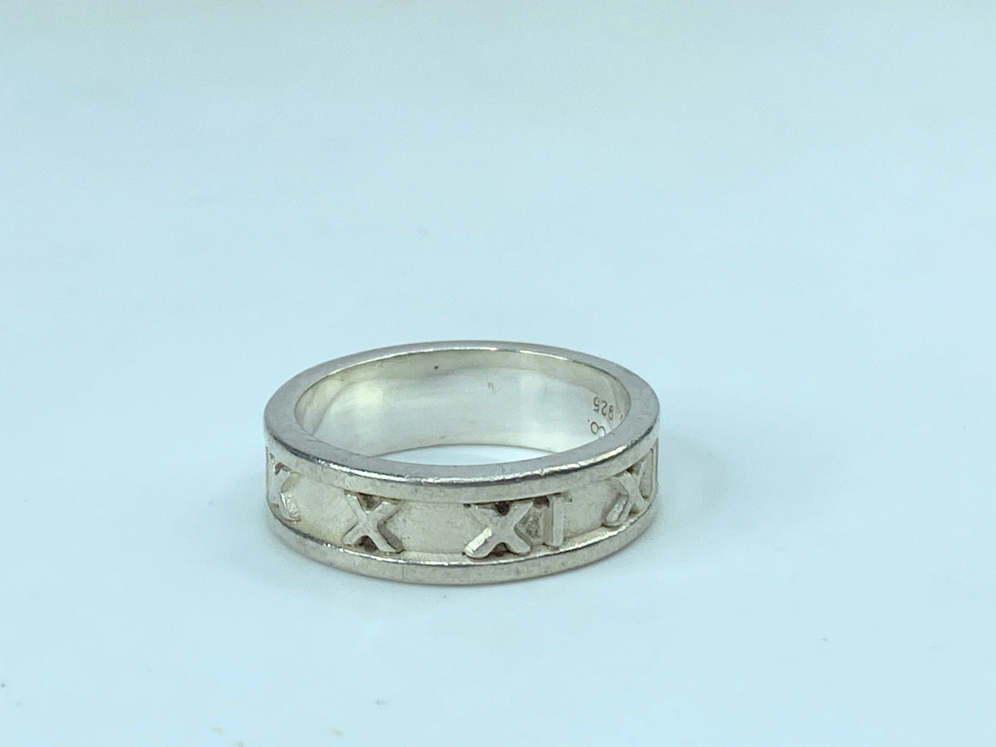 Tiffany & Co. Vintage sterling silver Atlas 6mm Band size 7.25 5.7grams