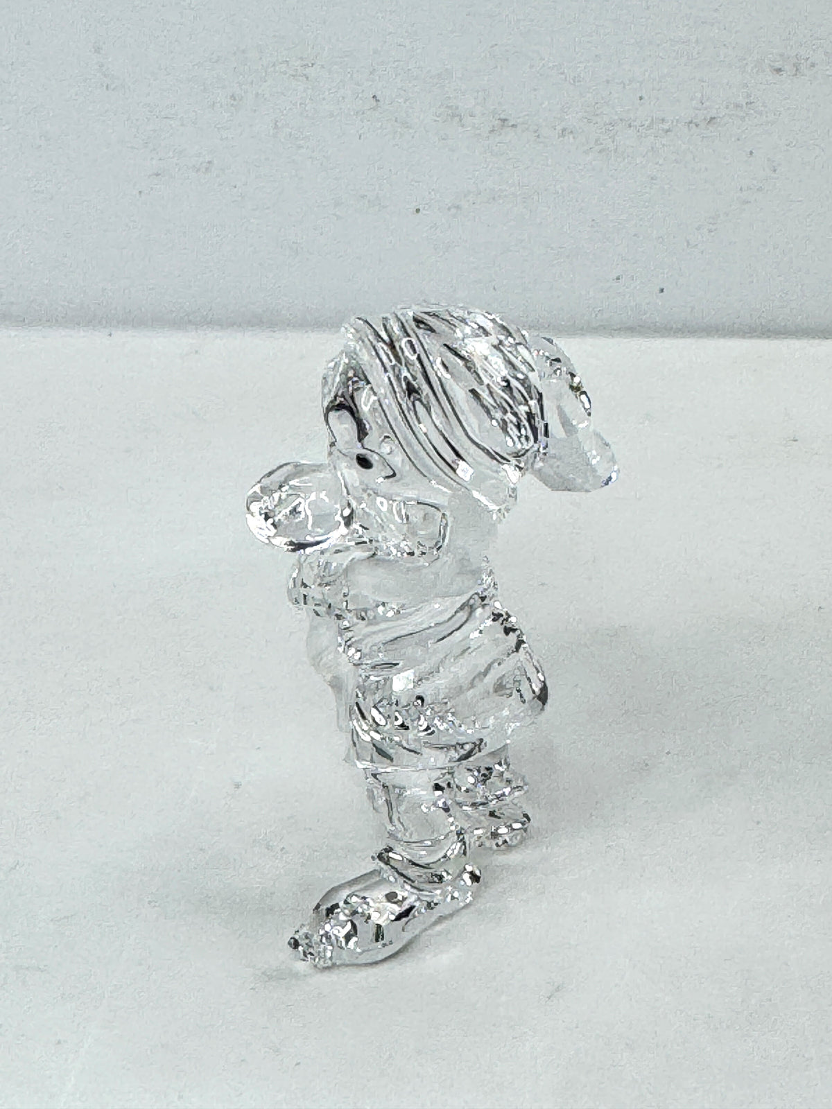 Swarovski Disney Snow White Bashful Dwarf Crystal Retired COA Mirror Box S343