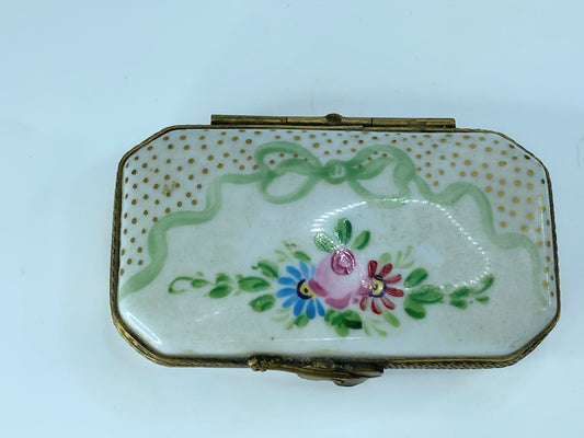 1950 Limoges France Peint Main FLoral wreath Violin trinket A39