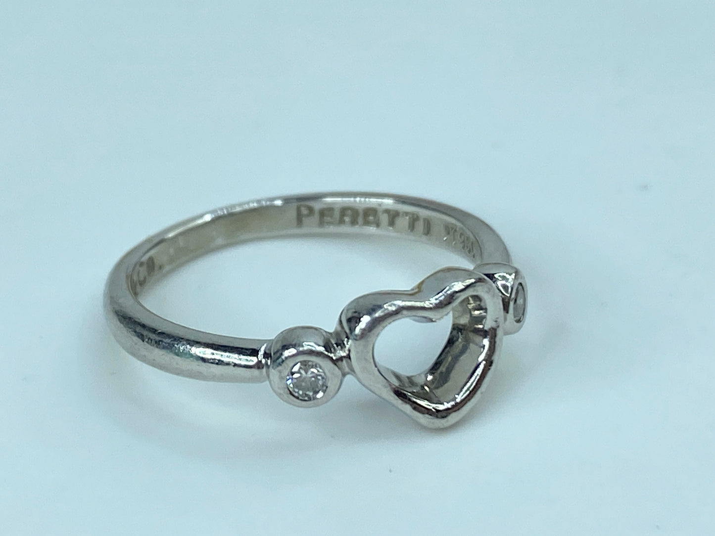 Tiffany & Co ring. "Open heart" in Platinum 950 and diamonds s6 3.7g JR740