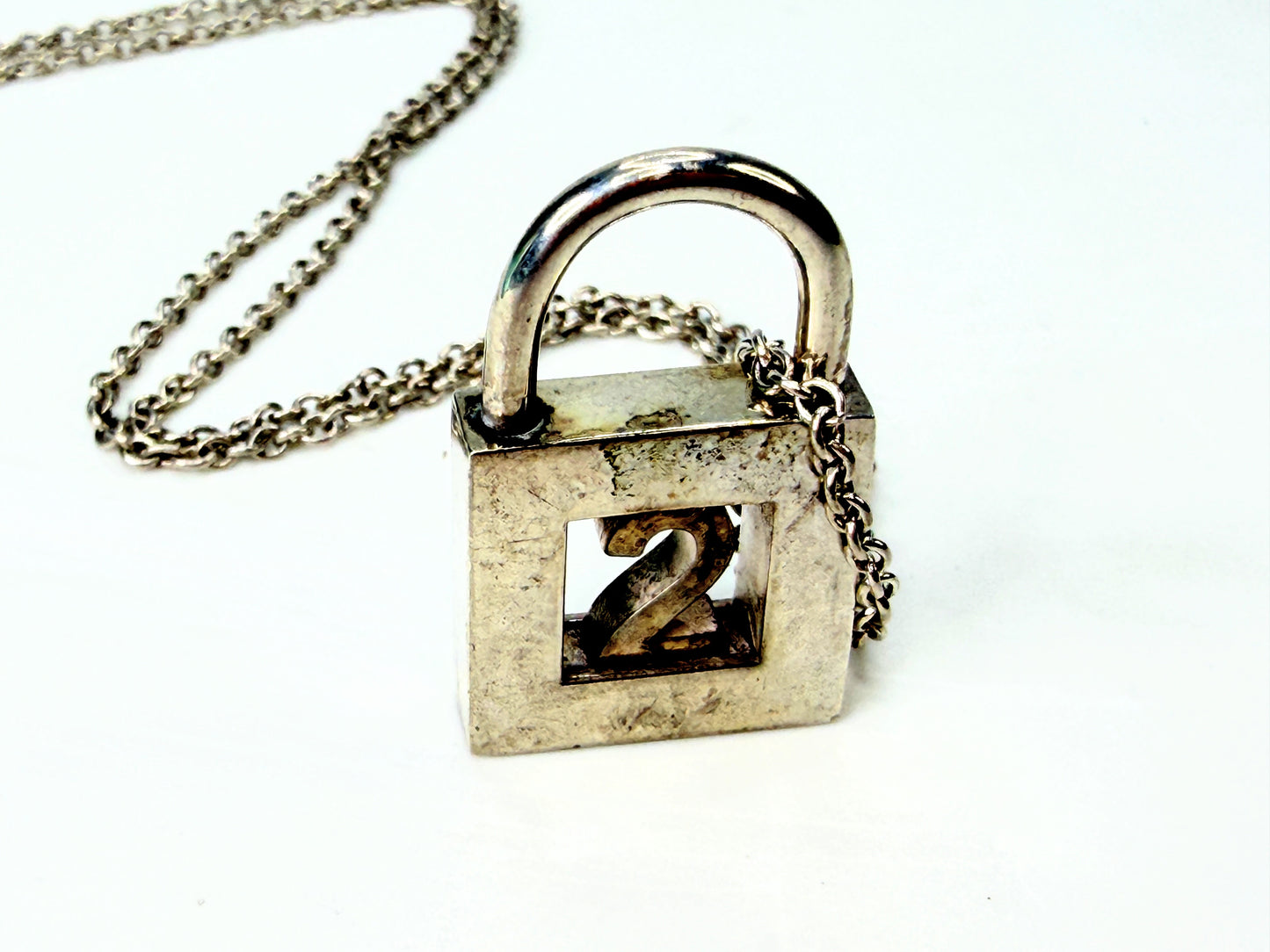 Vintage Tiffany & Co. Sterling Silver Openable Locket Necklace JR1948