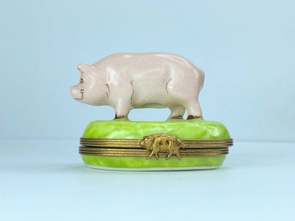 Limoges France Little Piglet in green pasture trinket pig clasp A45