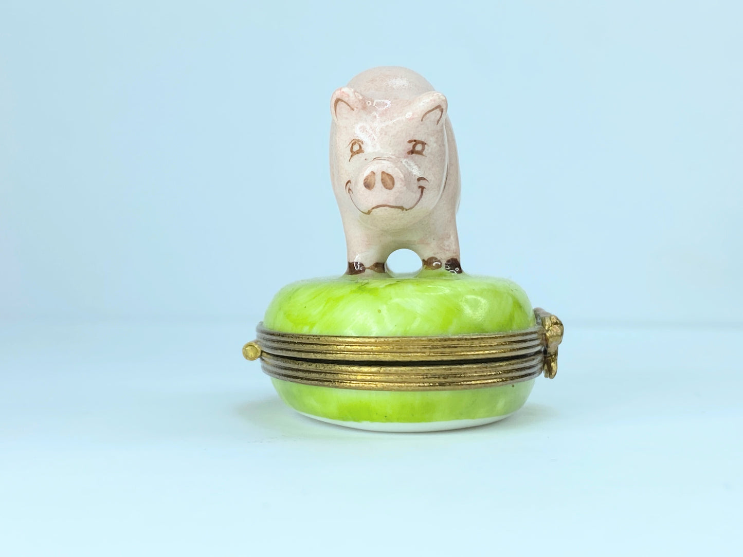 Limoges France Little Piglet in green pasture trinket pig clasp A45