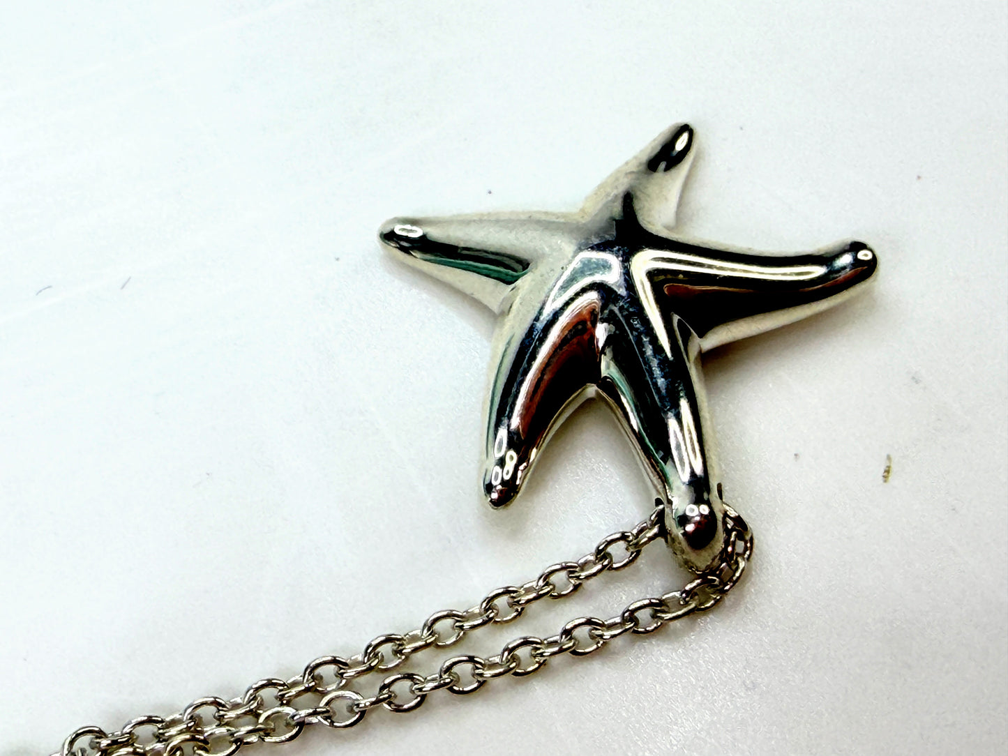 Tiffany & Co. Elsa Peretti Sterling Silver Starfish Necklace 16" JR1976