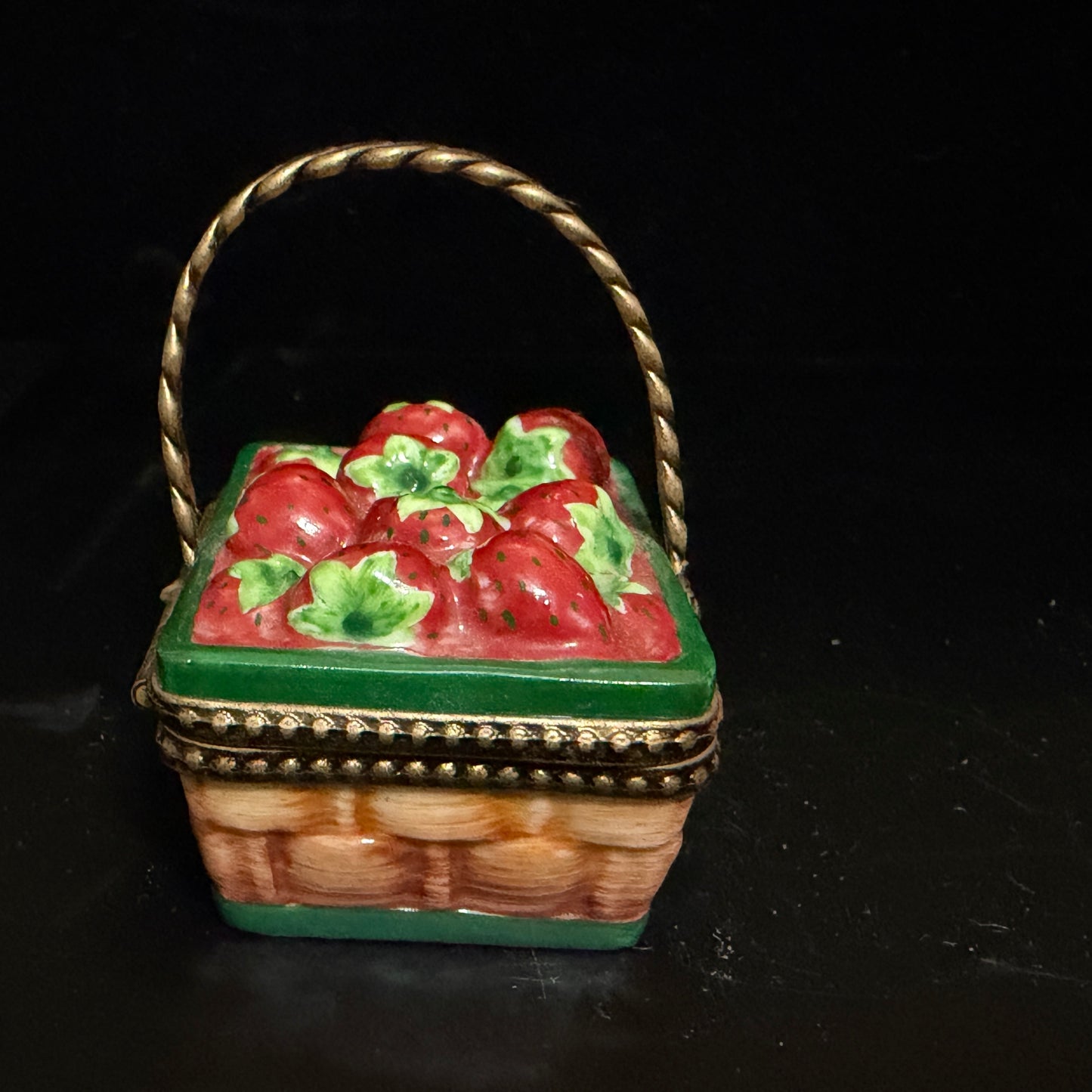 Delightful Strawberry Basket Limoges Box, Hand-Painted with Handle A783