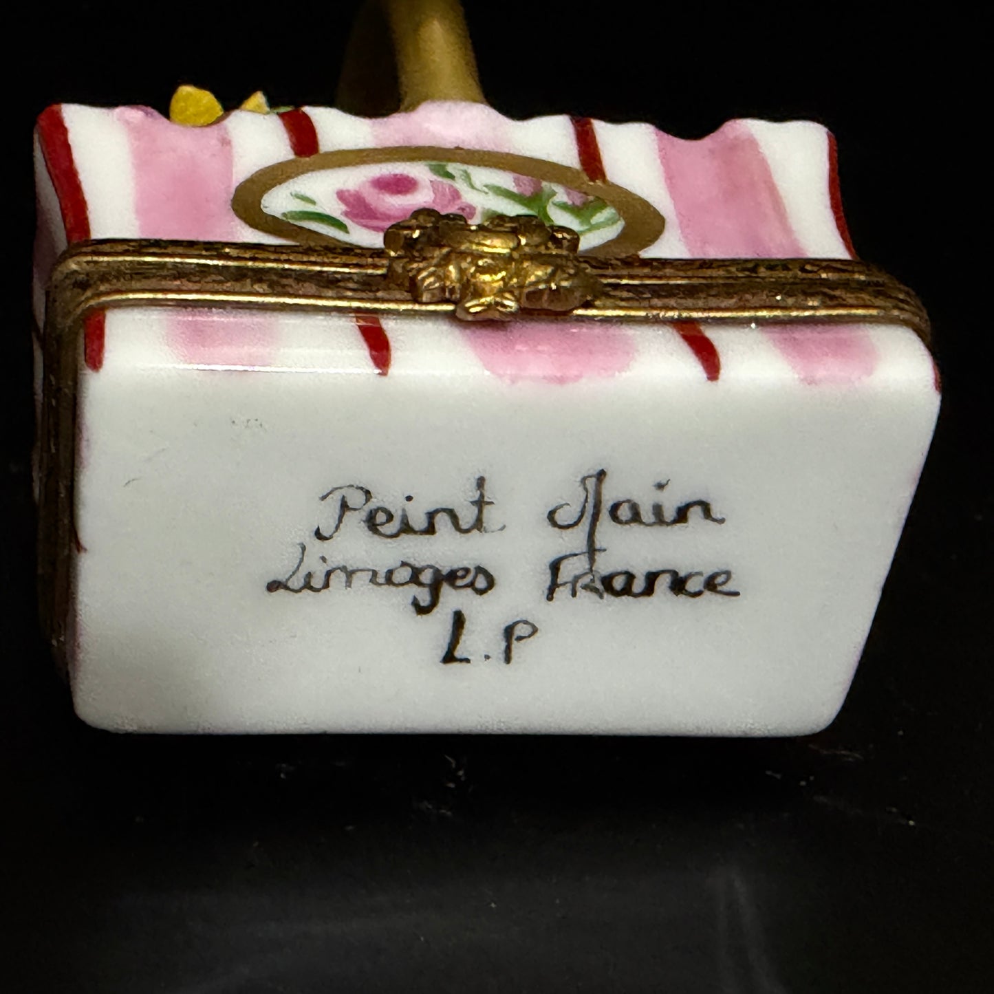 Vintage Peint Main Limoges France Handbag Trinket Box Rose Clasp Signed A784