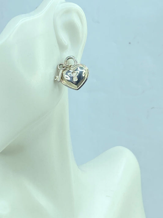 Italy Tiffany & Co. Heart Padlock & Key 925 Sterling Silver post earrings JR752