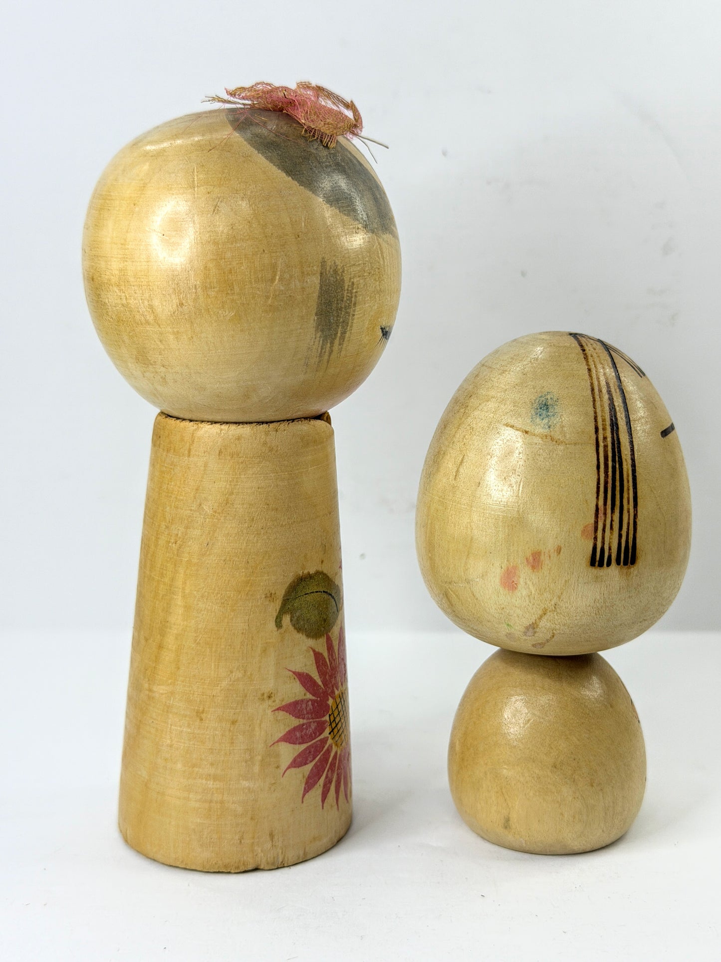 Vintage Japanese Kokeshi Doll Pair Hand Painted Floral Wood Figures A1220