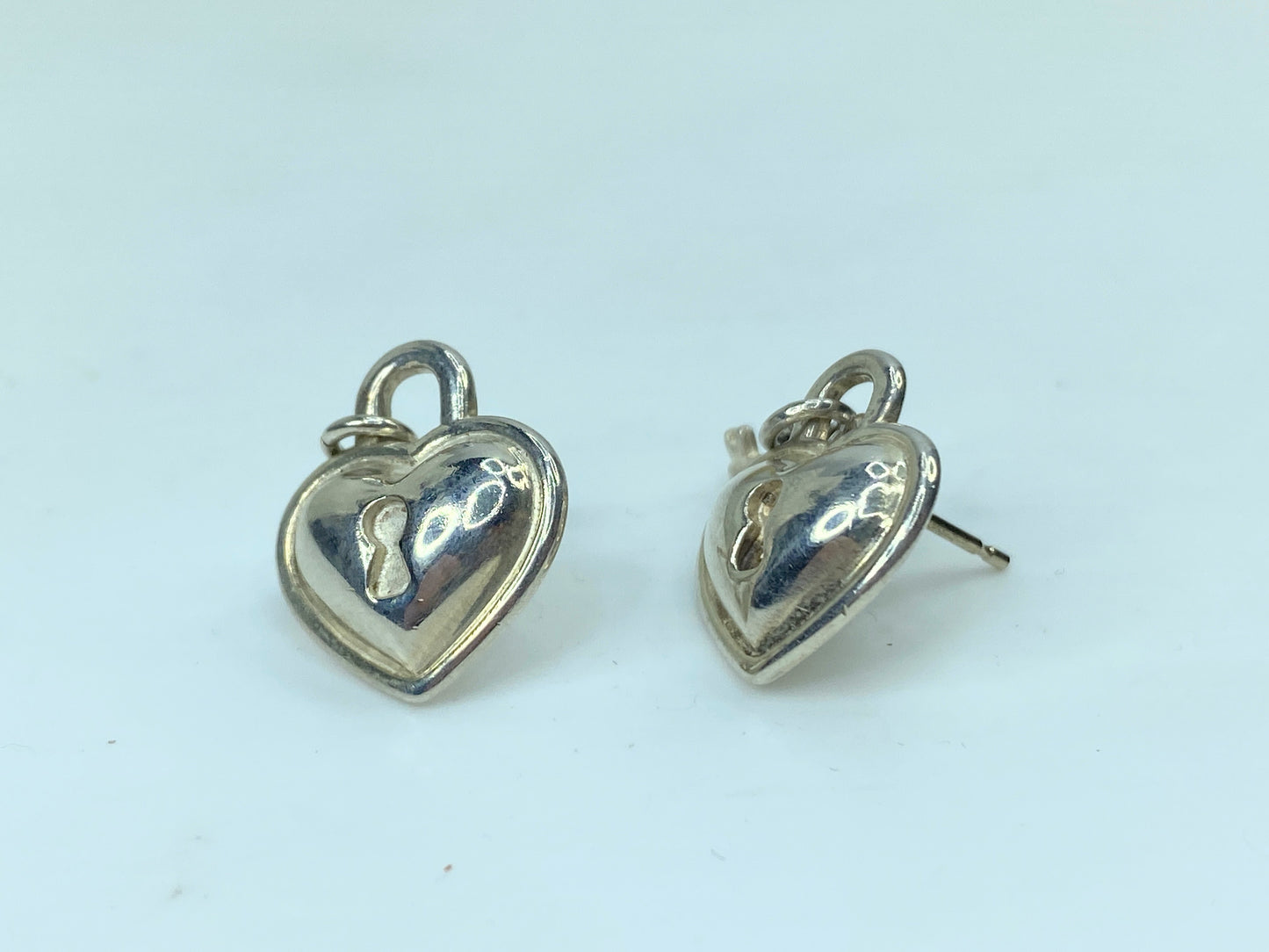Italy Tiffany & Co. Heart Padlock & Key 925 Sterling Silver post earrings JR752
