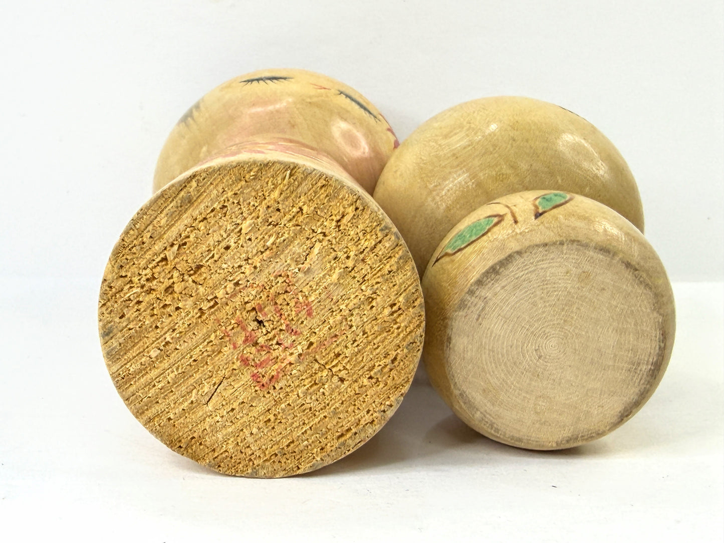 Vintage Japanese Kokeshi Doll Pair Hand Painted Floral Wood Figures A1220