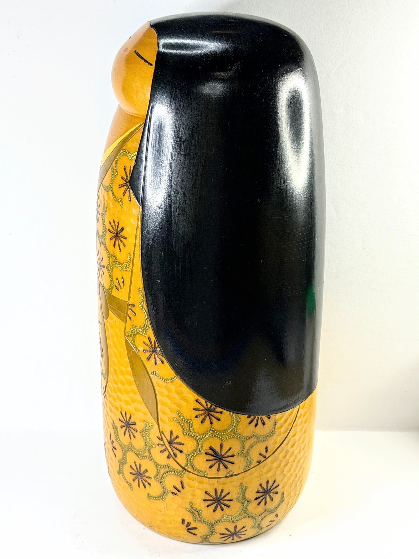 Award winning Yoshida Takashi吉田多加志 Sosaku Kokeshi Title: Kasugano 春日野 Doll A1222