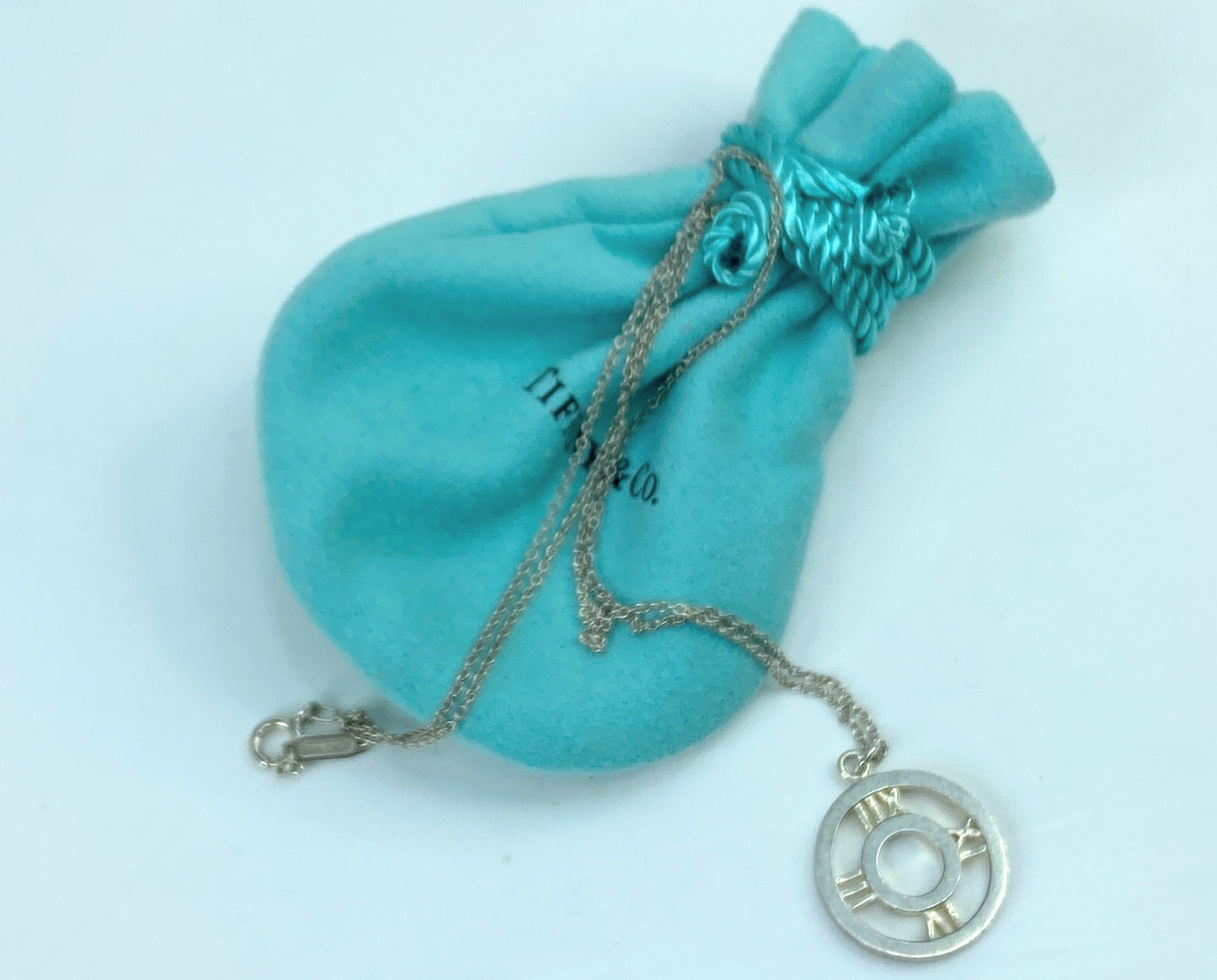 Tiffany & Co.. Atlas Open Circle Sterling Silver Vintage Pendant Necklace JR748