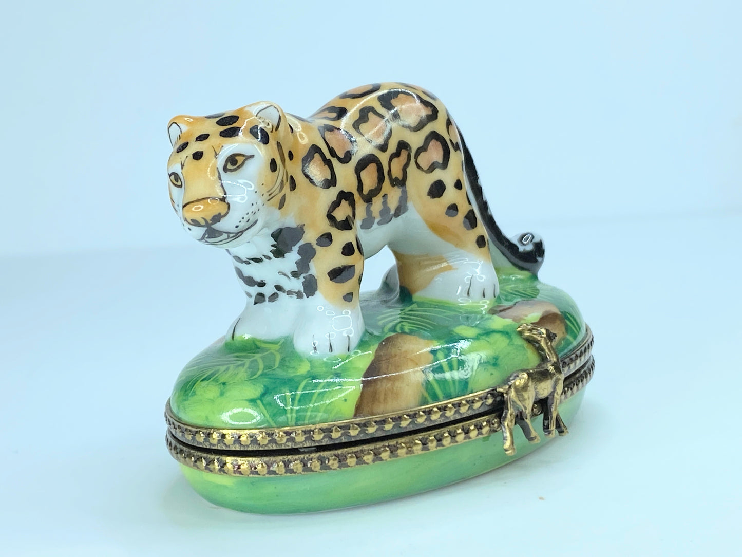 Limoges France Rochard Leopard (Cub) on pasture hinged trinket box A50