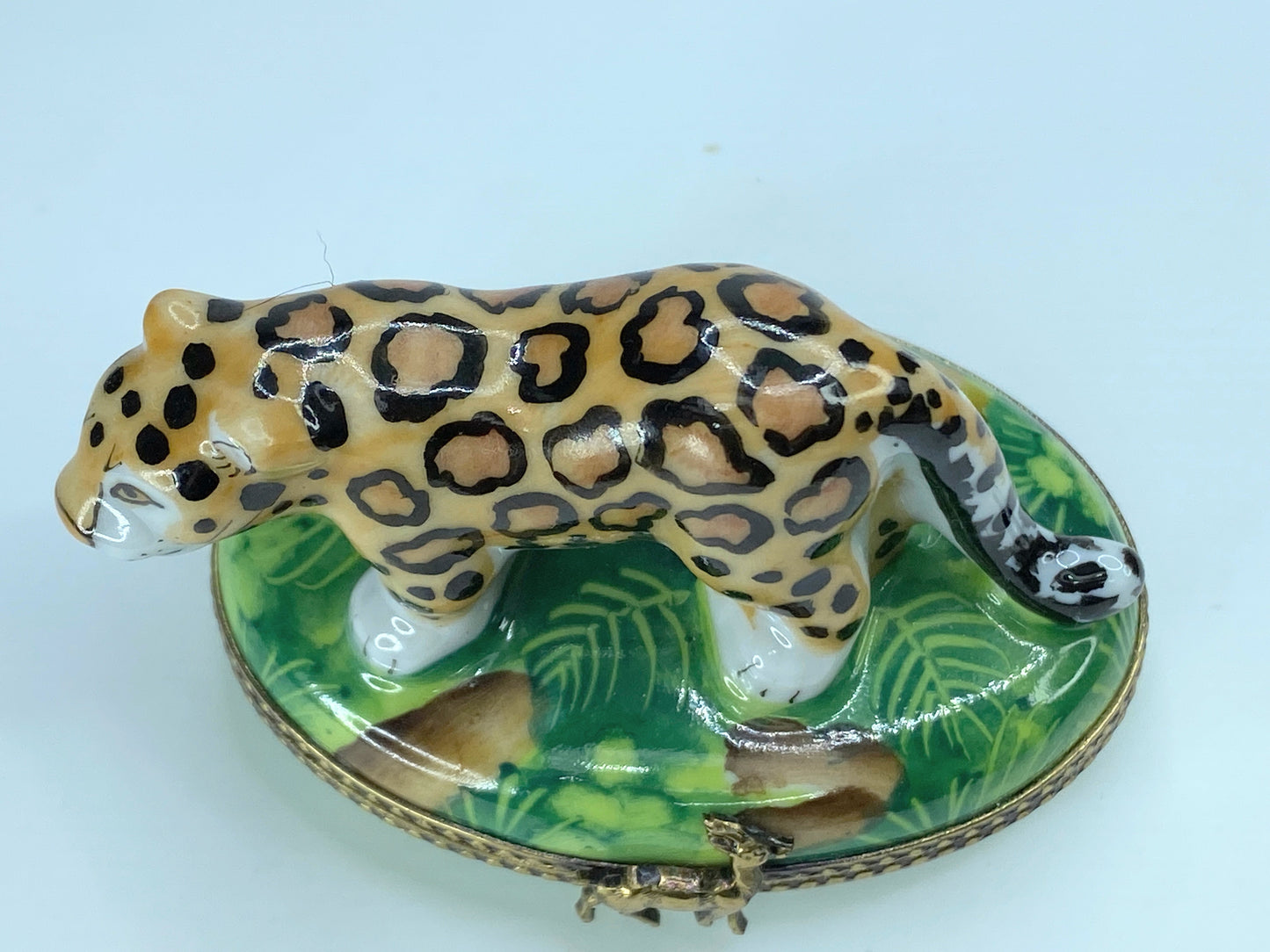 Limoges France Rochard Leopard (Cub) on pasture hinged trinket box A50