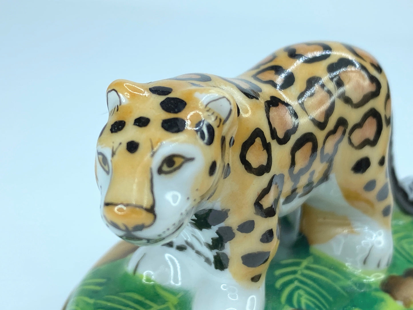 Limoges France Rochard Leopard (Cub) on pasture hinged trinket box A50