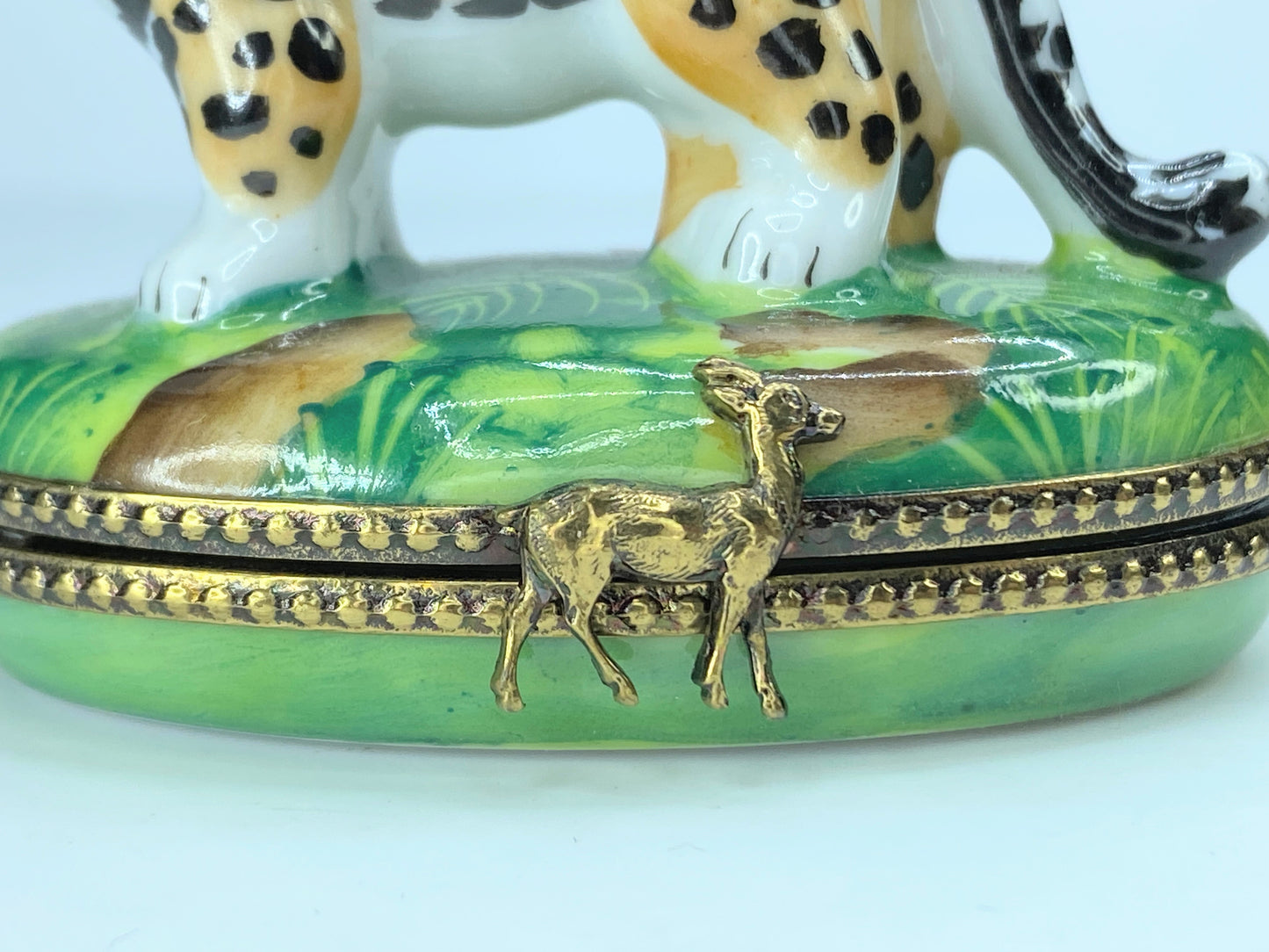 Limoges France Rochard Leopard (Cub) on pasture hinged trinket box A50