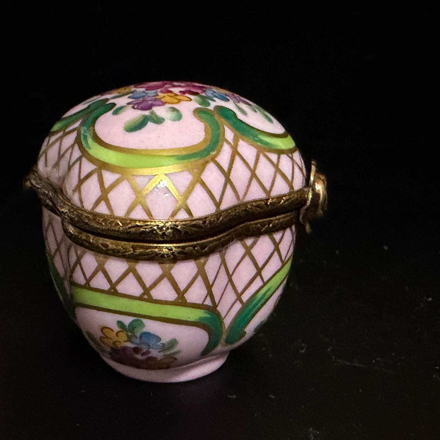 RHC Limoges Hand Painted Pink Porcelain Box Sculptural Rose Clasp LE 7/500 A793