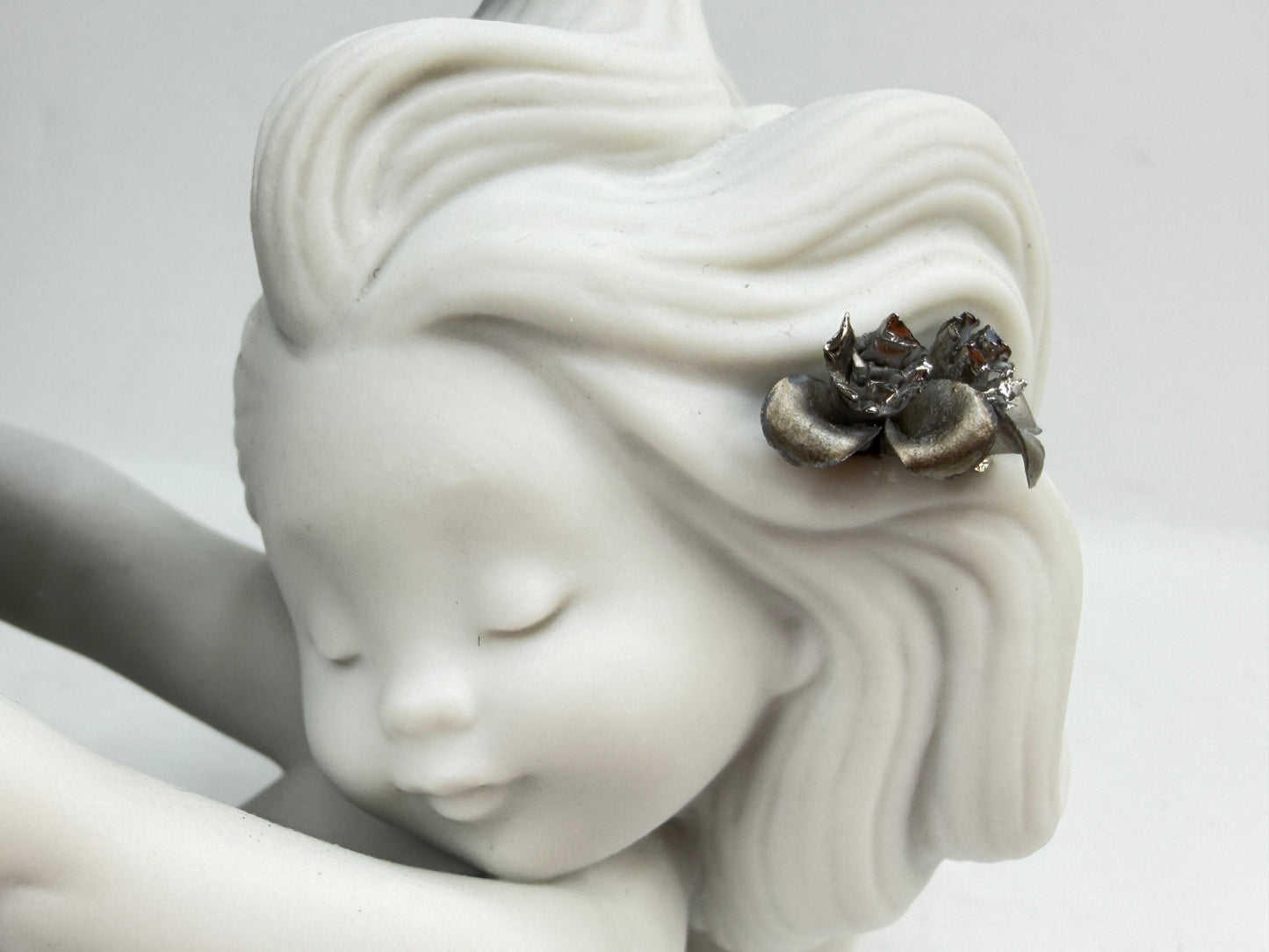 Lladró "Playing at Sea" Mermaid Silver Lustre Porcelain Figurine 01008545 A1223