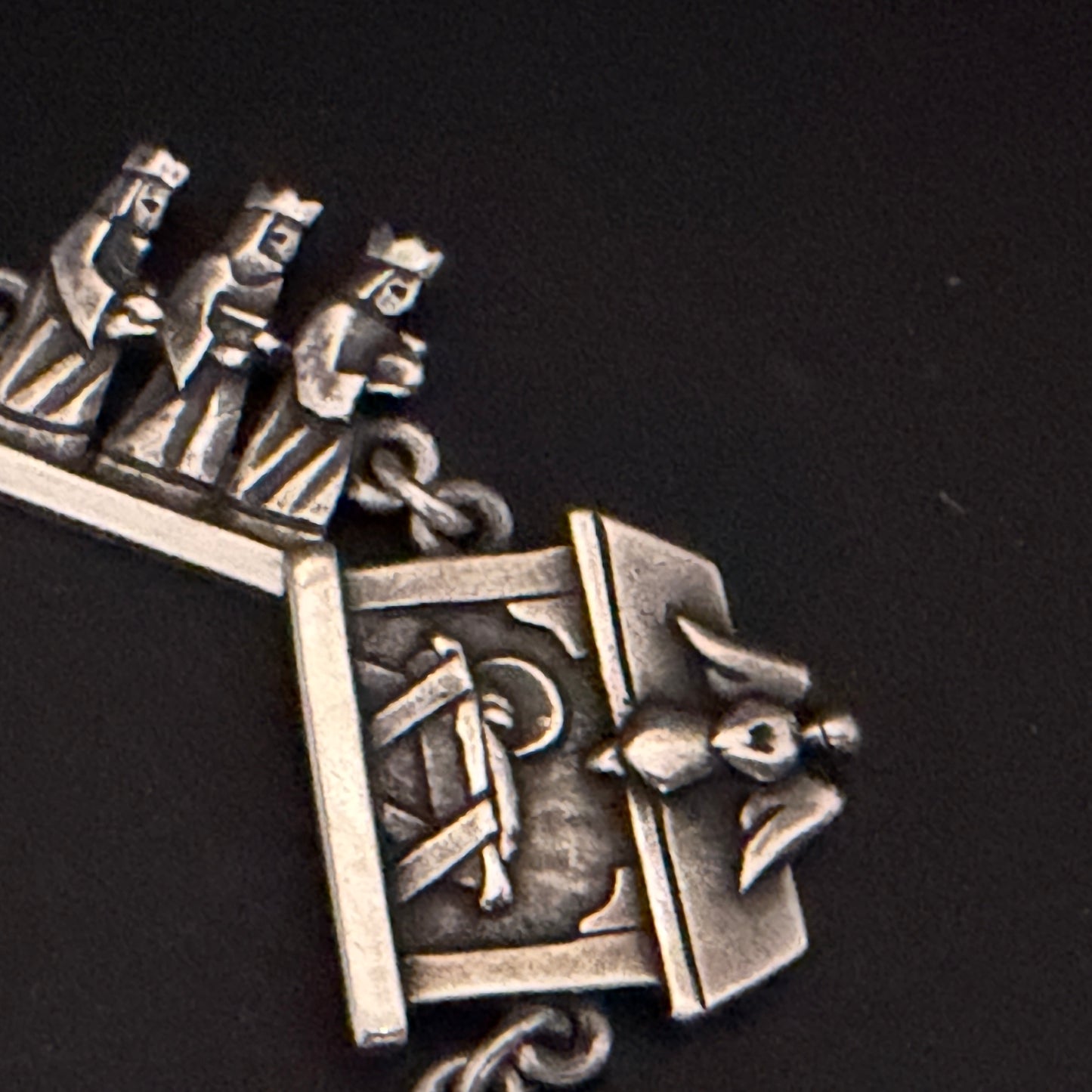 James Avery Sterling Noah’s Ark Bracelet Sculptural Panels 7.5" w/box JR1293