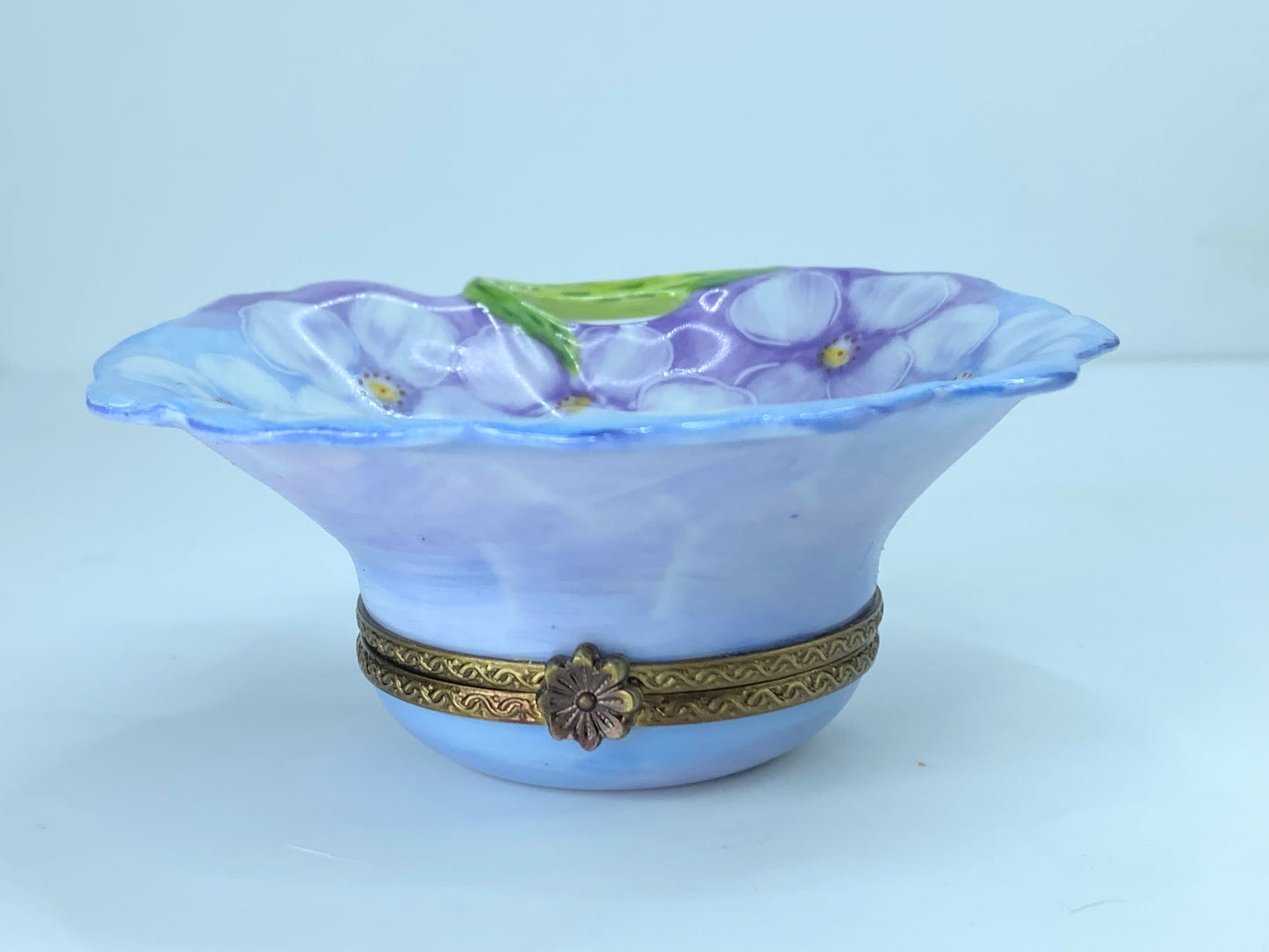 Purple Water Lilies - Flower on Lily Pad Limoges Box A54